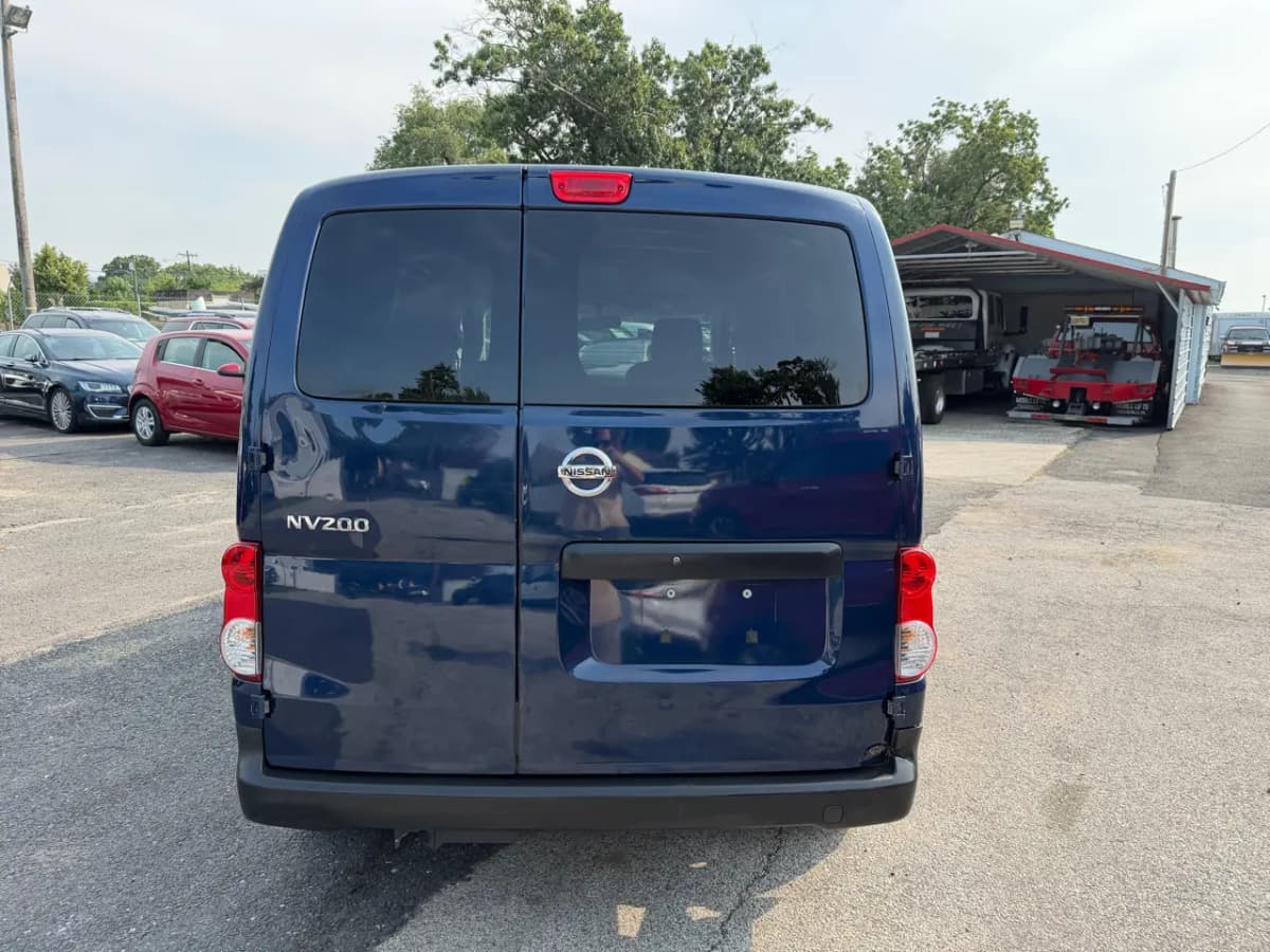 2014 Nissan NV200 5