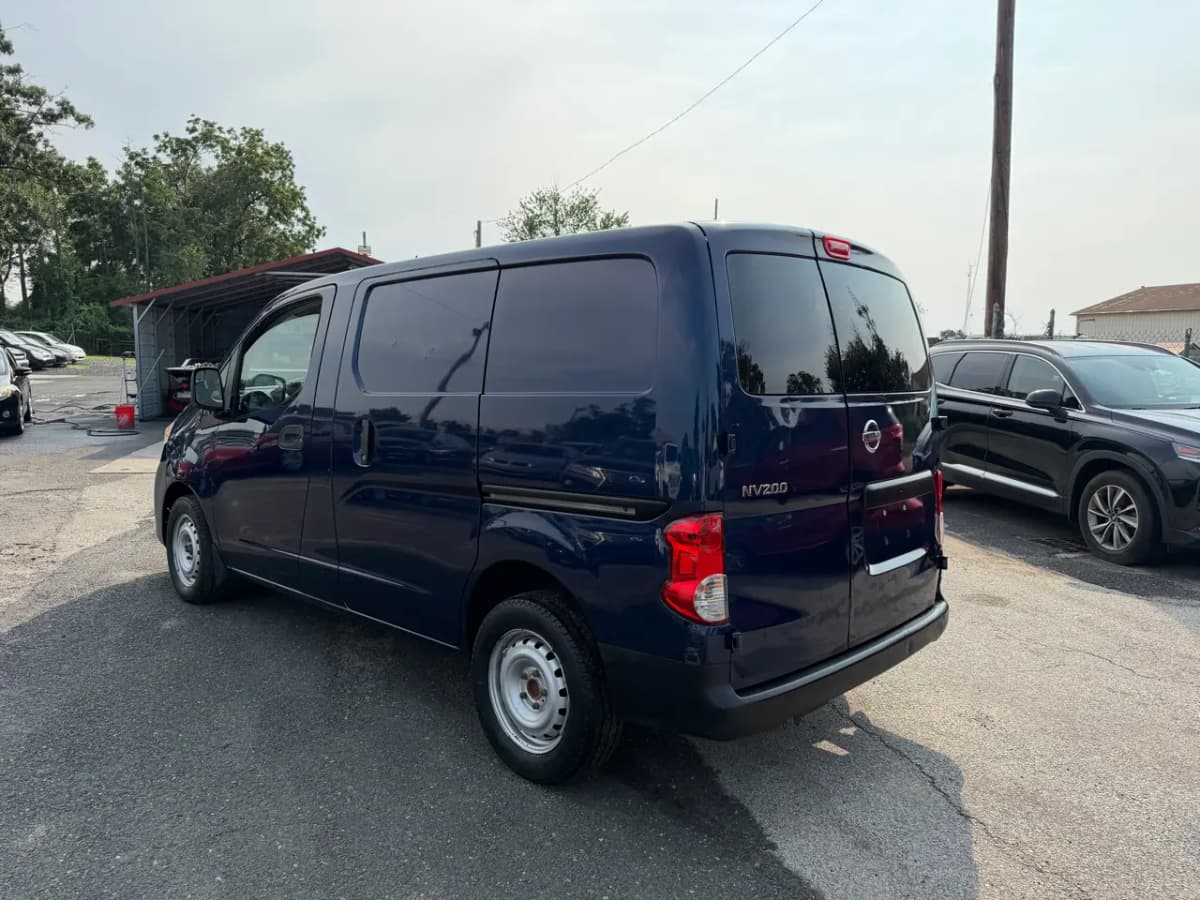 2014 Nissan NV200 6
