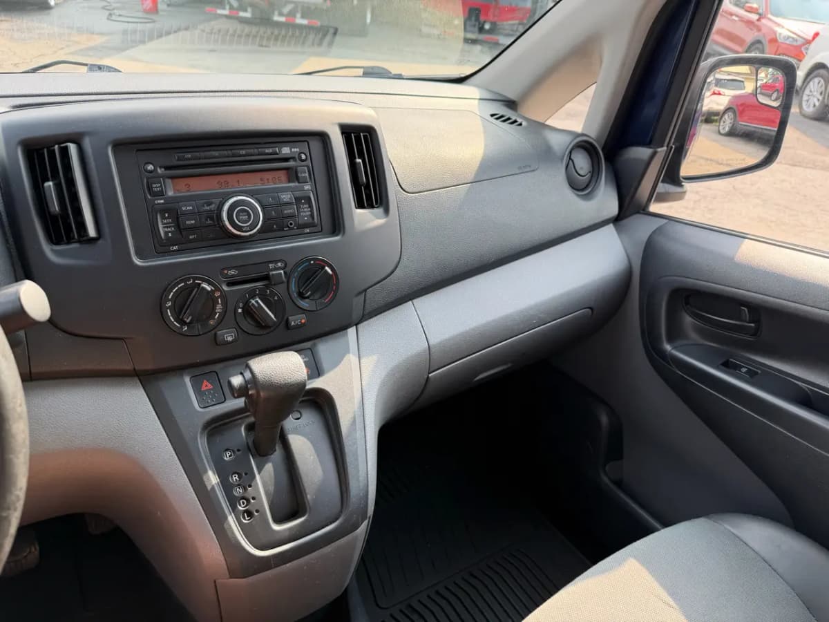 2014 Nissan NV200 7