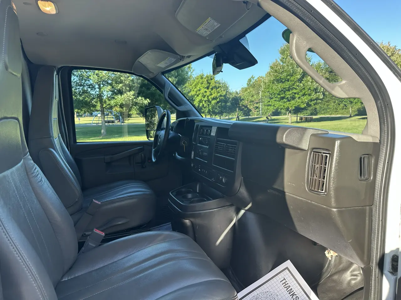 2021 GMC Savana Cutaway 11