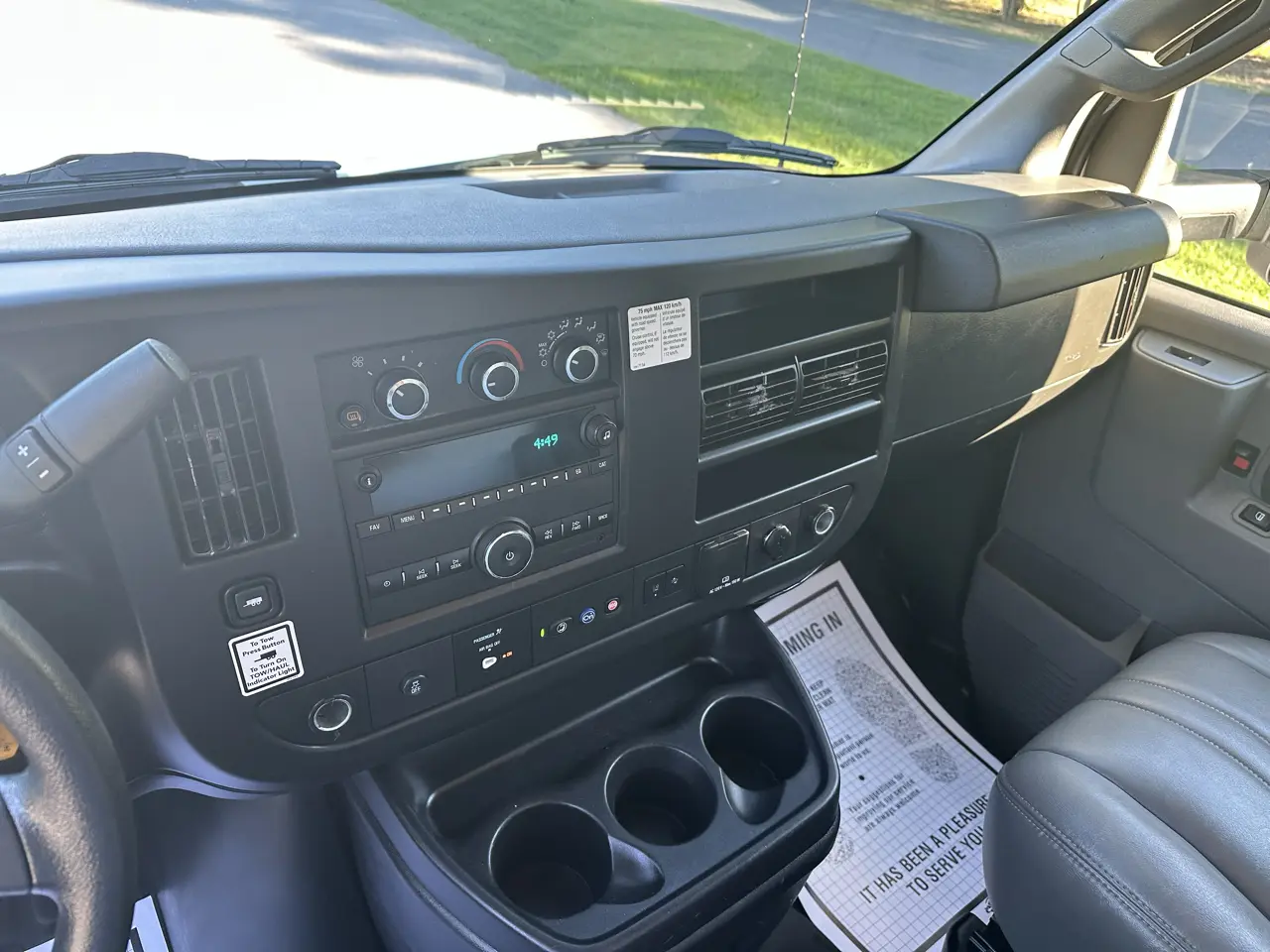 2021 GMC Savana Cutaway 17