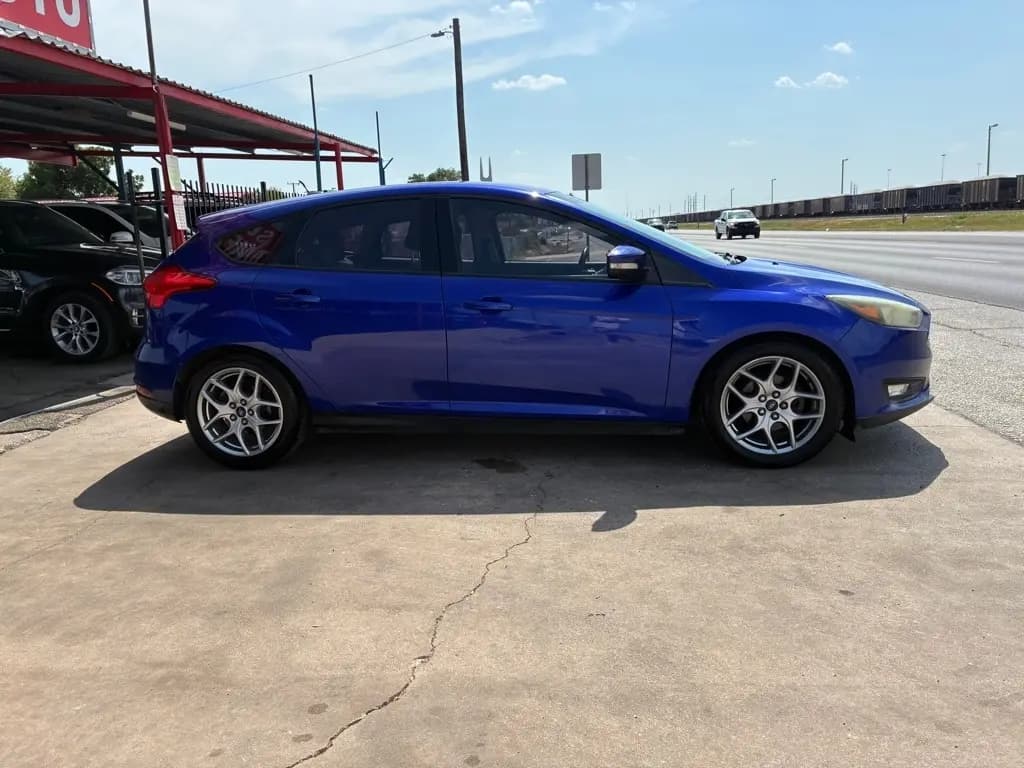 2015 Ford Focus 11