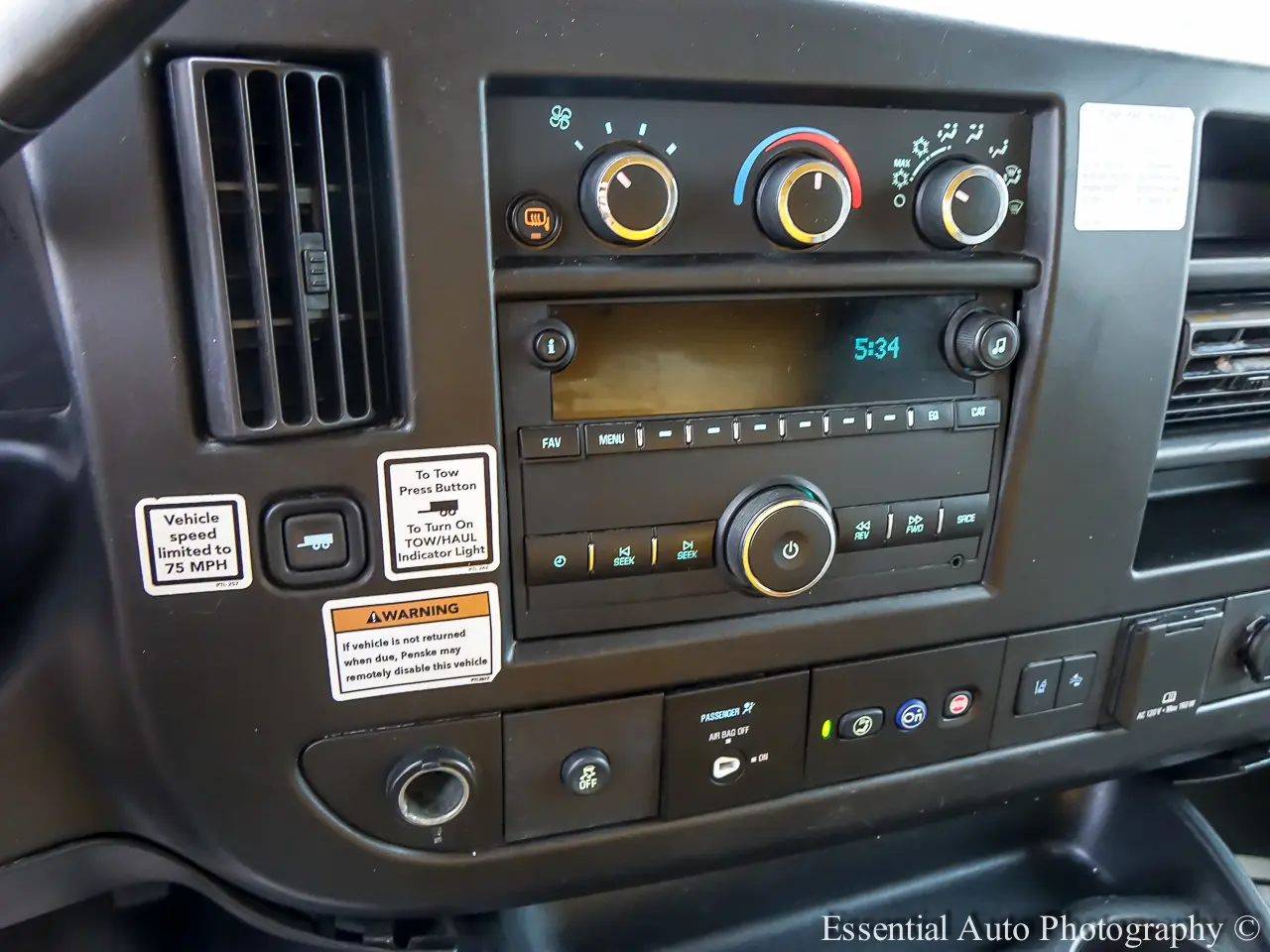 2021 GMC Savana Cutaway 12