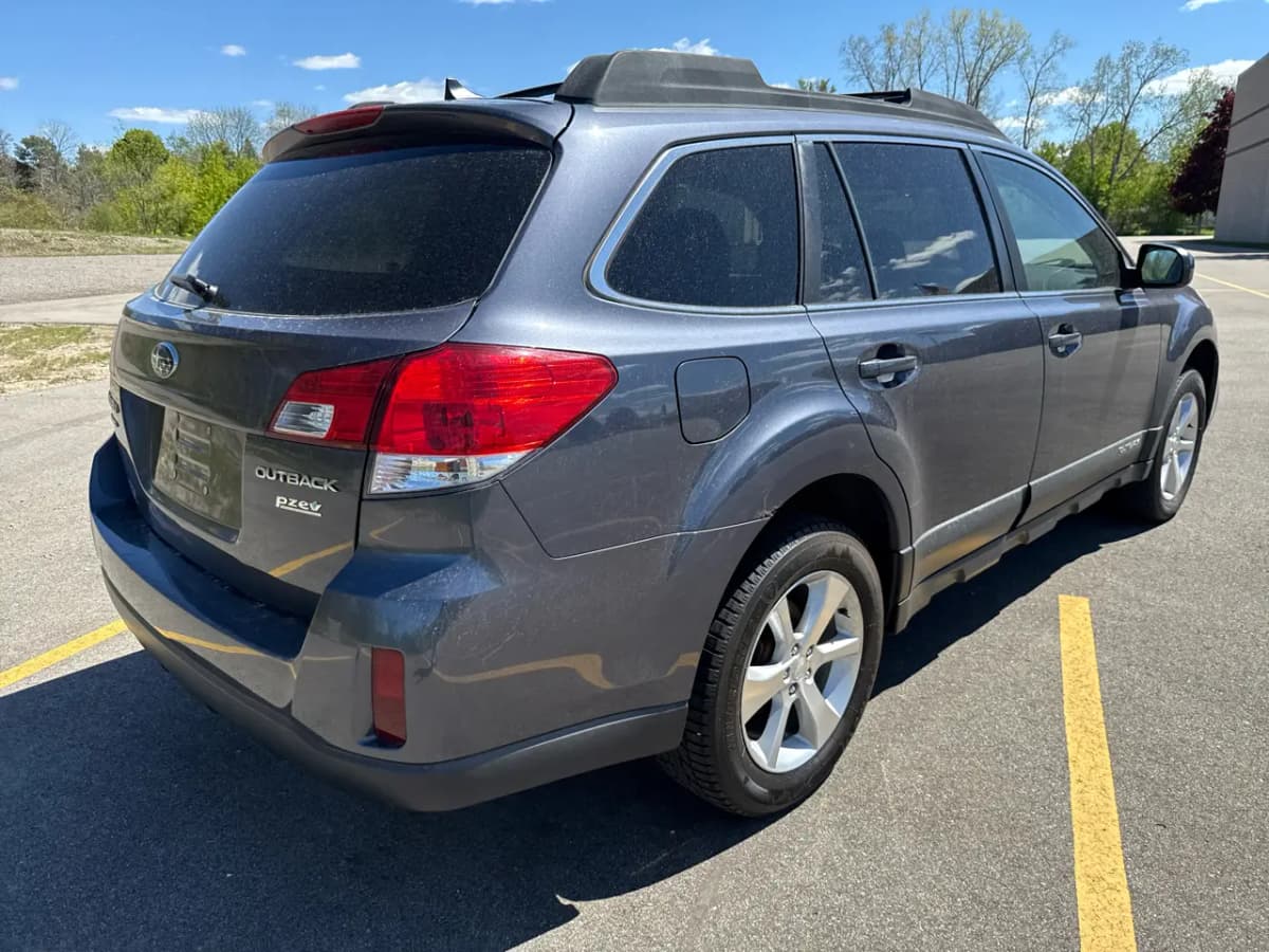2014 Subaru Outback 5