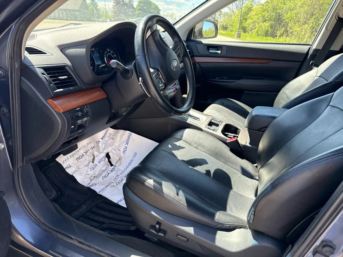 2014 Subaru Outback 14