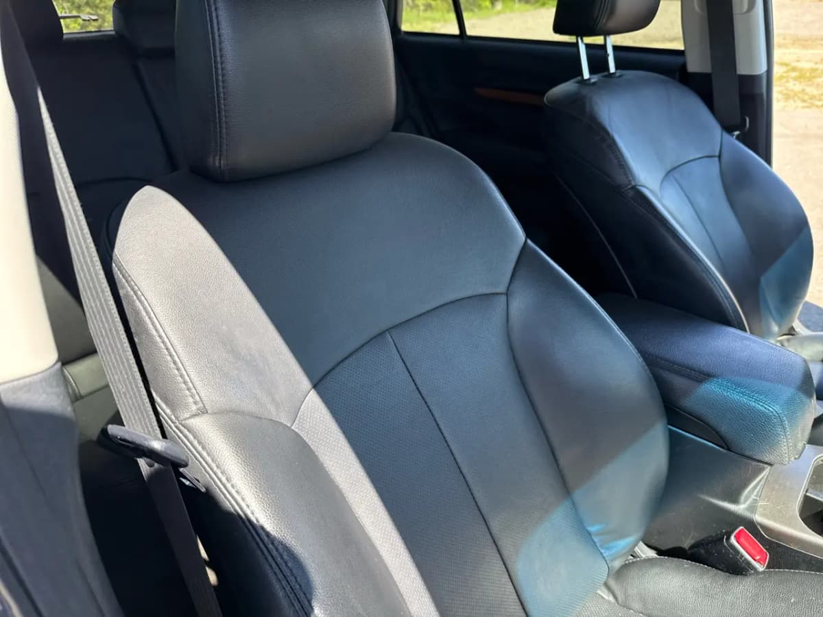 2014 Subaru Outback 27