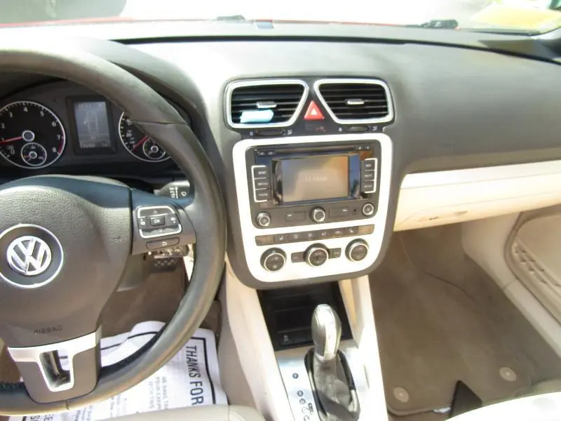 2016 Volkswagen Eos 19