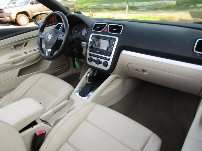 2016 Volkswagen Eos 41