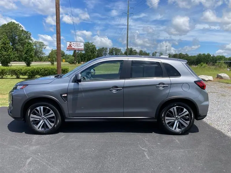 2025 Mitsubishi Outlander Sport 8
