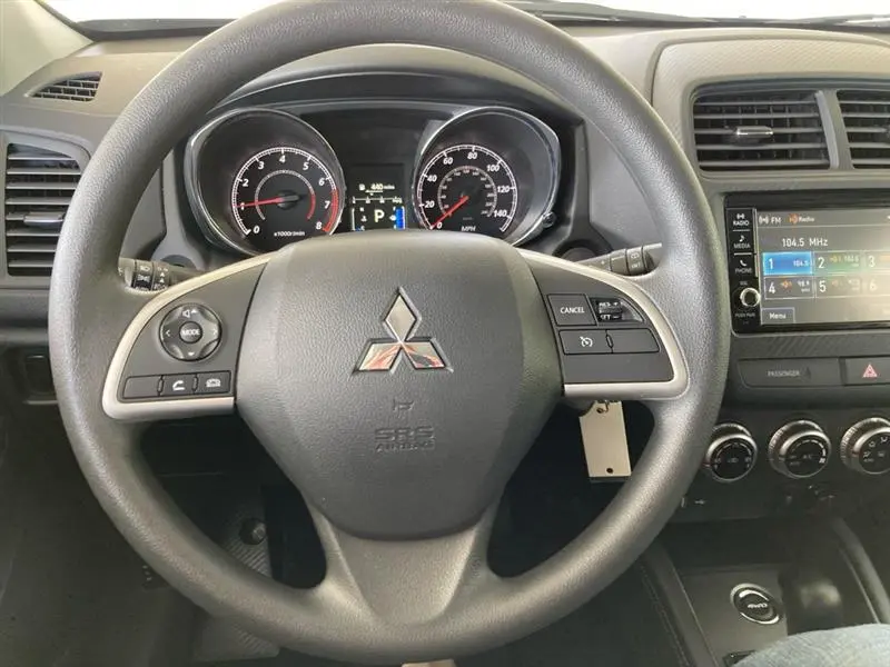 2025 Mitsubishi Outlander Sport 12
