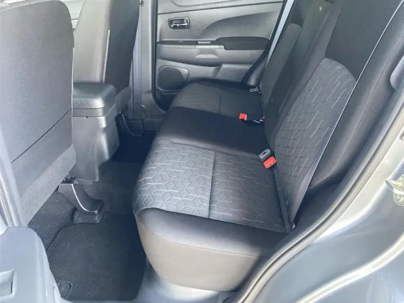2025 Mitsubishi Outlander Sport 21