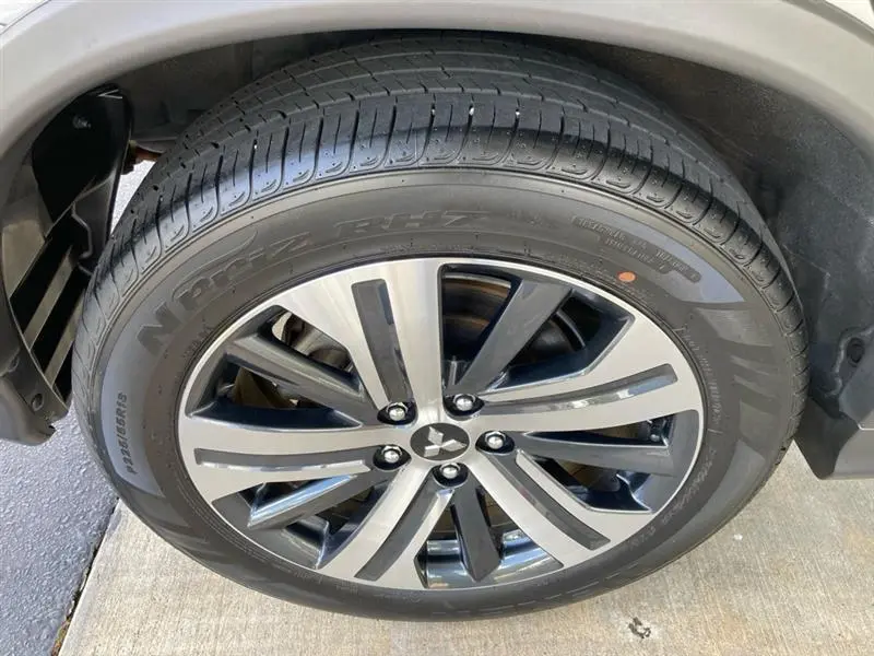 2025 Mitsubishi Outlander Sport 31