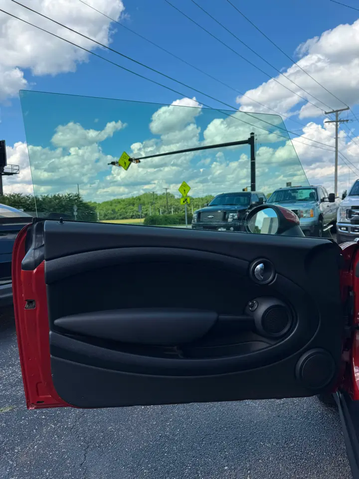 2014 MINI Cooper 12