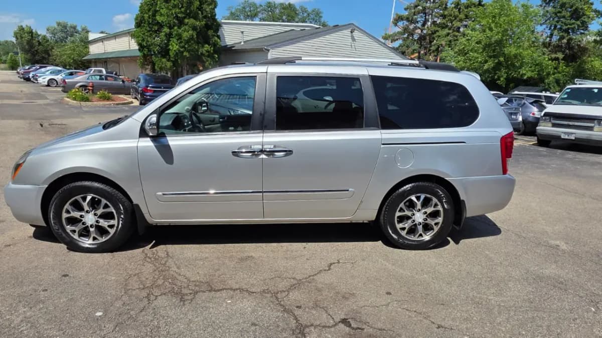 2014 Kia Sedona 6