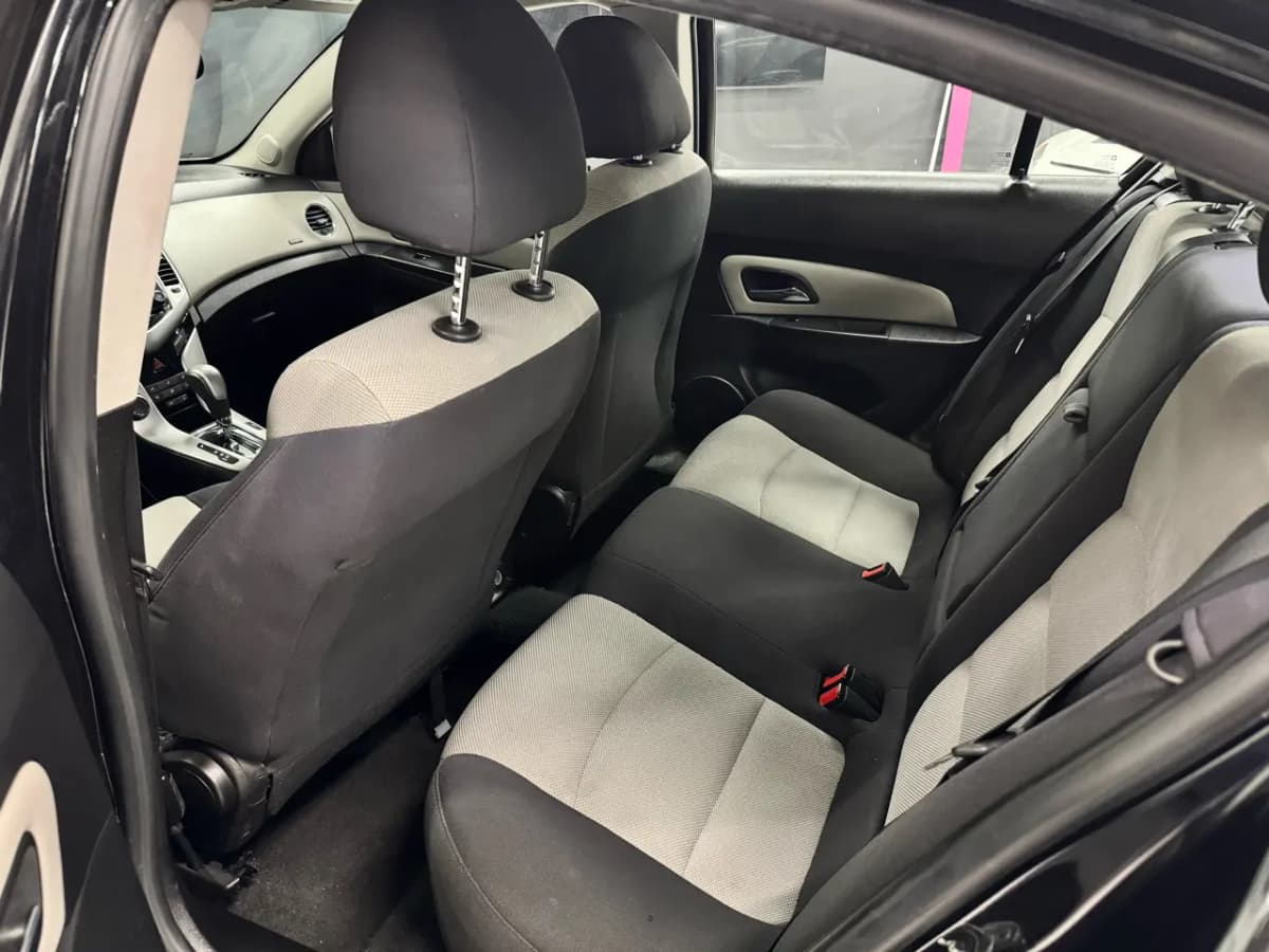 2014 Chevrolet Cruze 13
