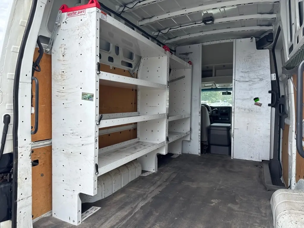 2015 Nissan NV Cargo 14
