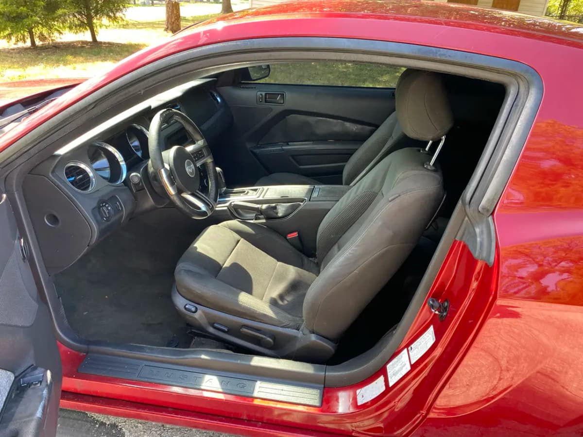 2014 Ford Mustang 9