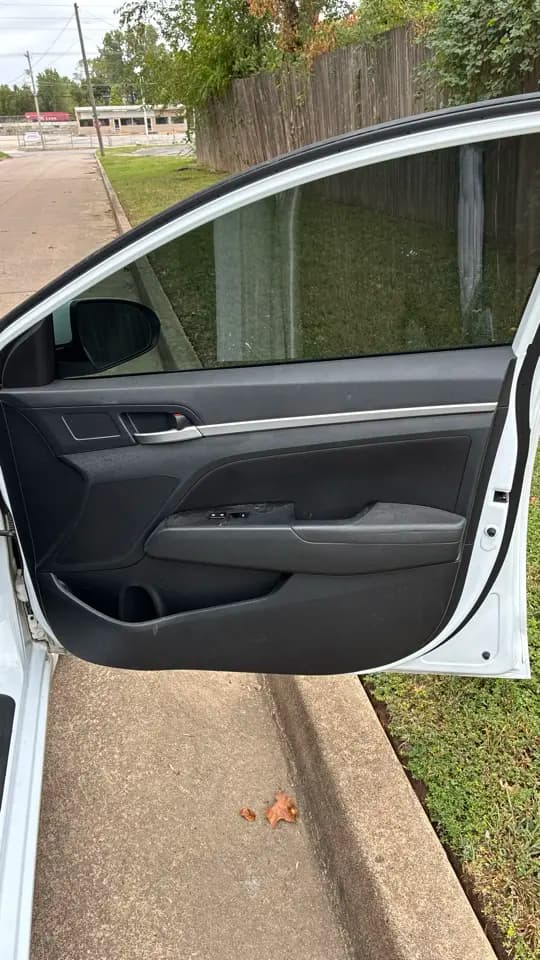 2020 Hyundai Elantra 13