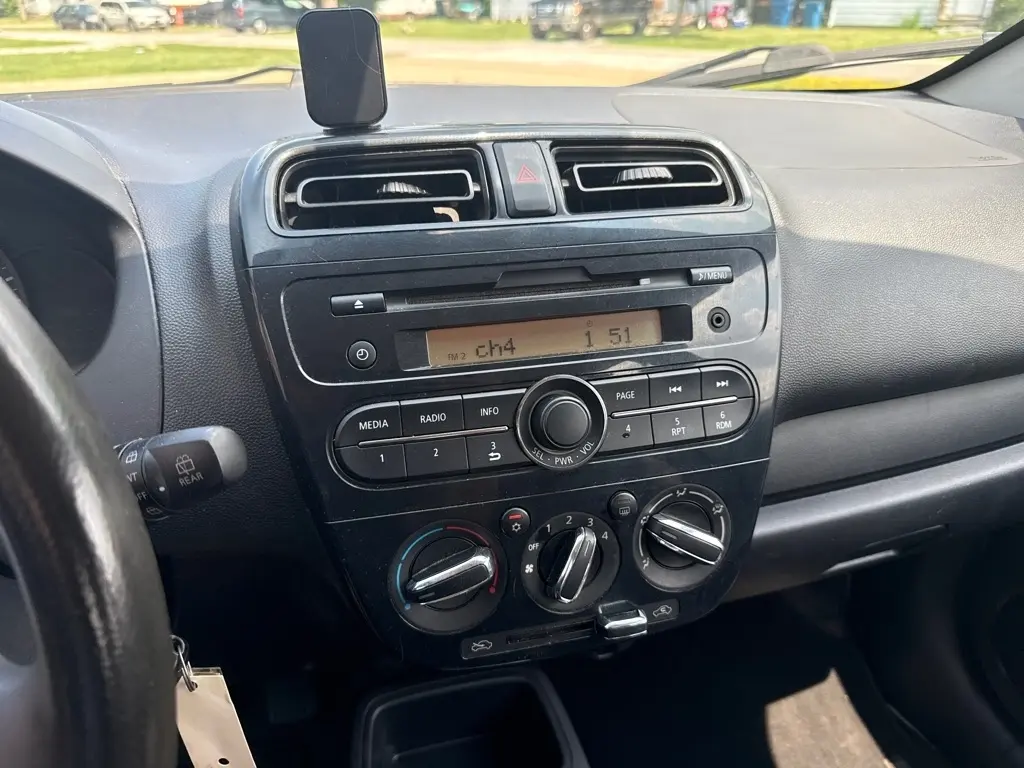2017 Mitsubishi Mirage 15