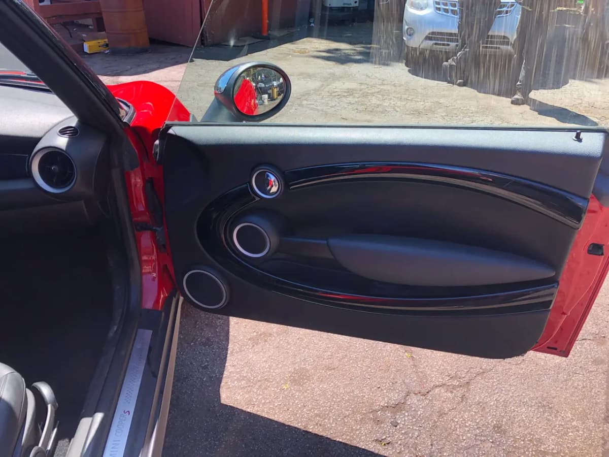 2014 MINI Cooper 13