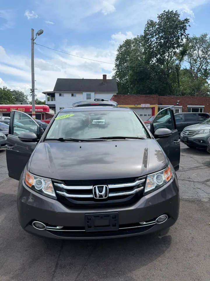 2014 Honda Odyssey 21