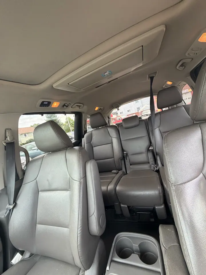 2014 Honda Odyssey 23