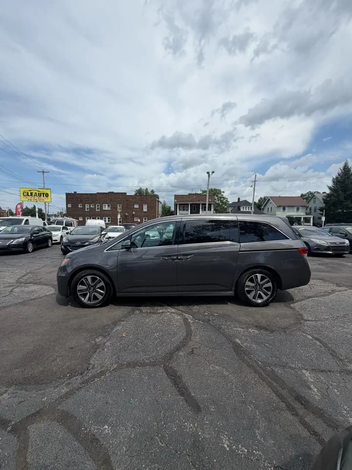 2014 Honda Odyssey 28