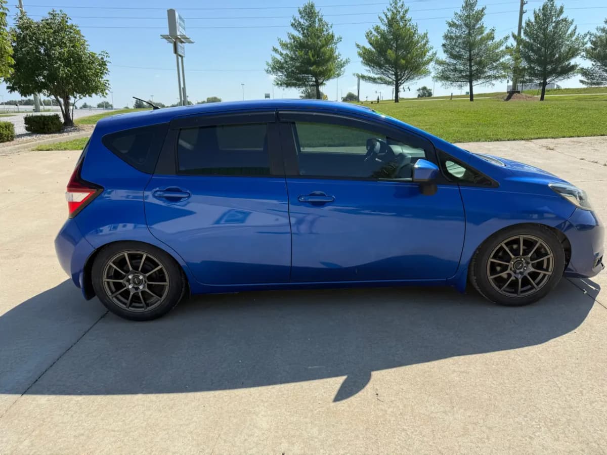 2015 Nissan Versa Note 11