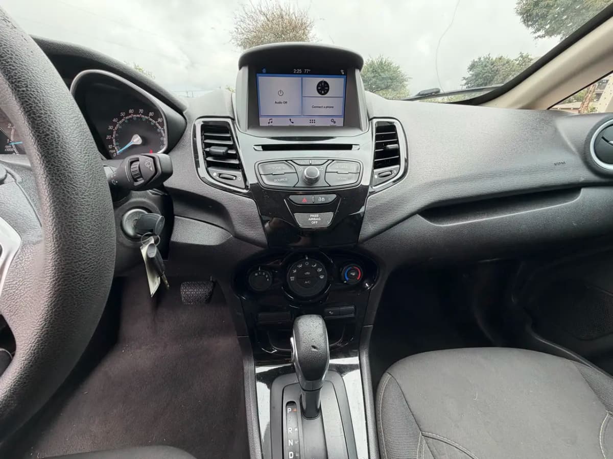 2019 Ford Fiesta 5