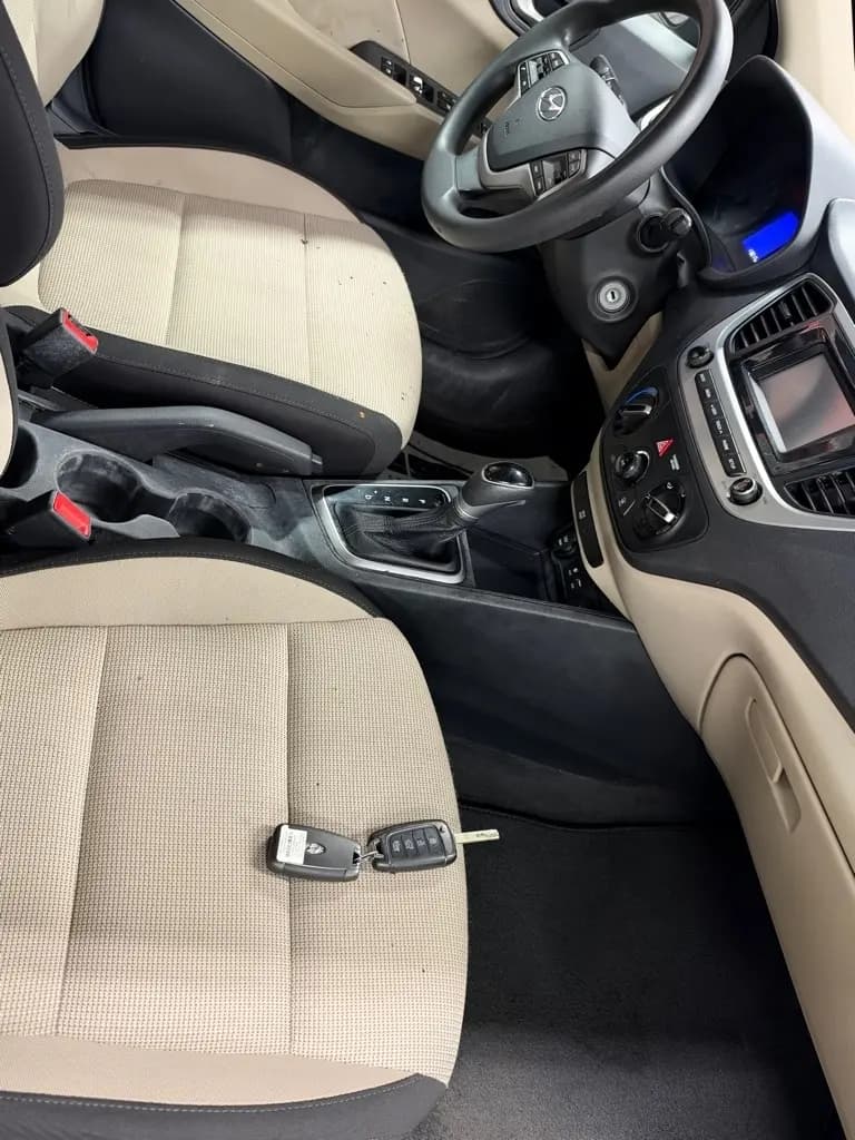 2021 Hyundai Accent 8