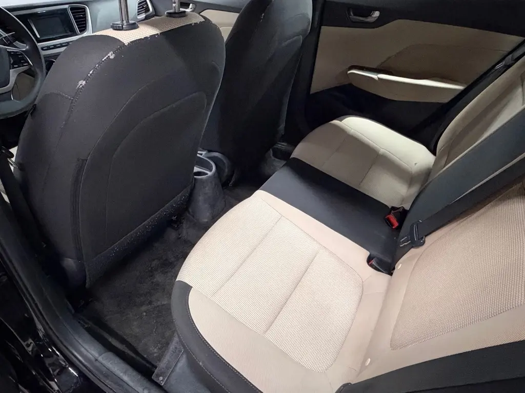 2021 Hyundai Accent 10