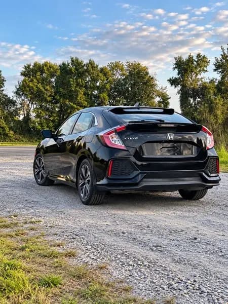 2017 Honda Civic Hatchback 8