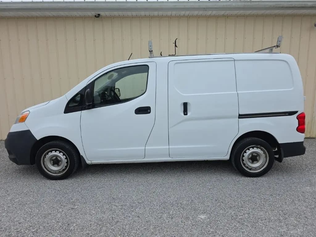 2015 Nissan NV200 9