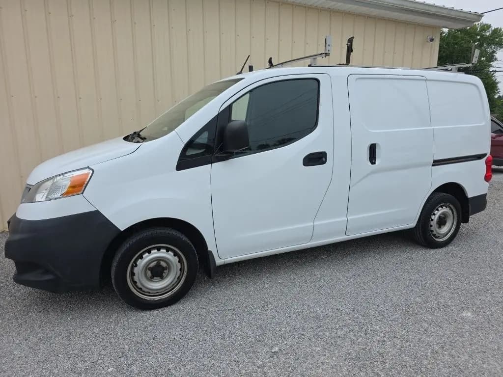 2015 Nissan NV200 10