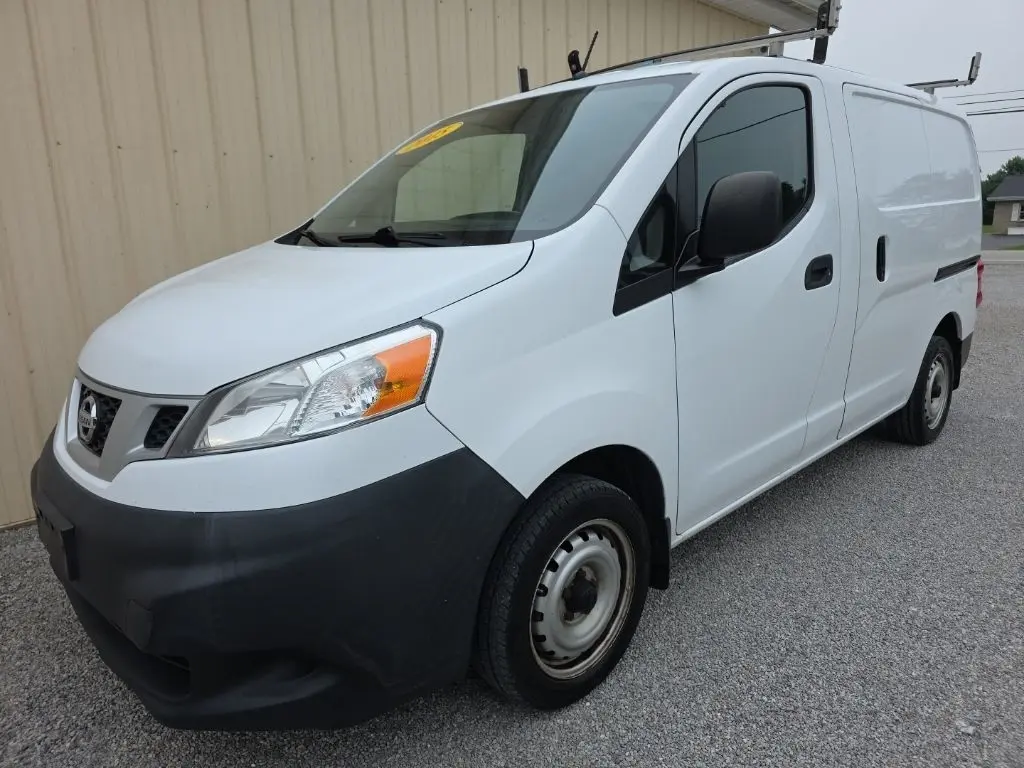 2015 Nissan NV200 11