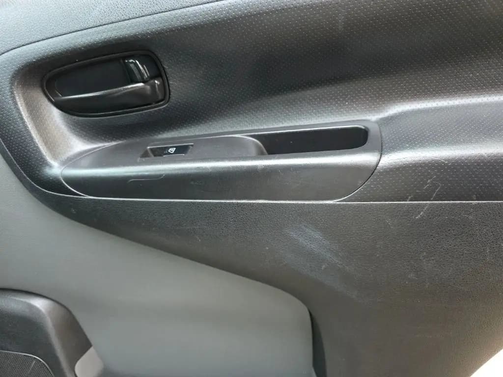 2015 Nissan NV200 18