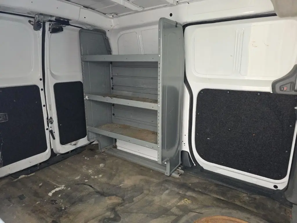 2015 Nissan NV200 21