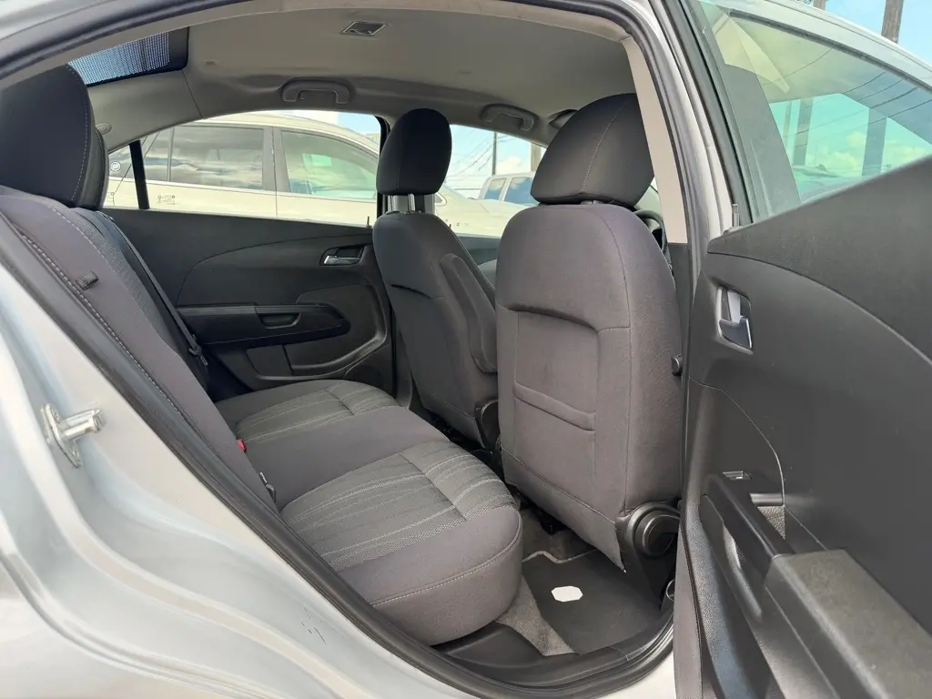 2020 Chevrolet Sonic 7