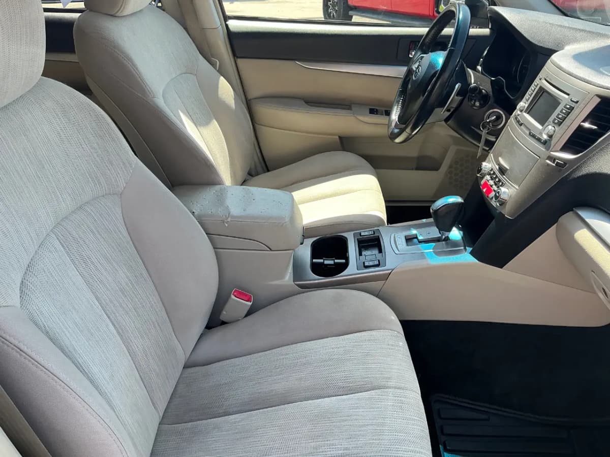 2014 Subaru Outback 9