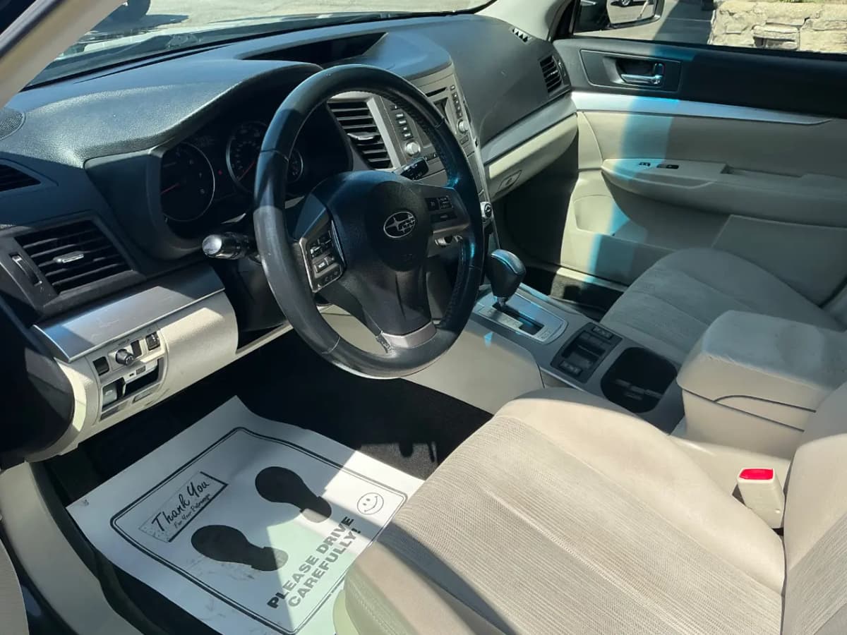 2014 Subaru Outback 14