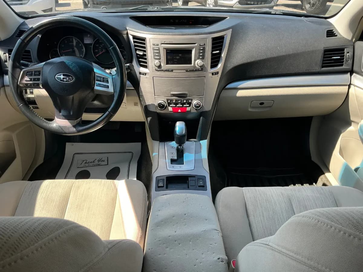 2014 Subaru Outback 17