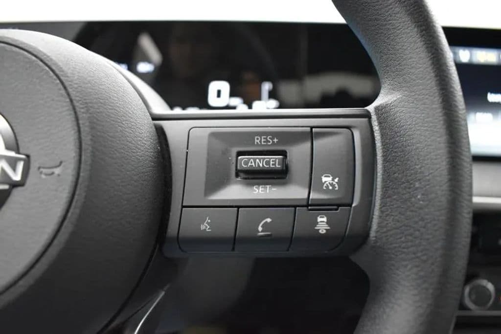 2025 Nissan Kicks 22