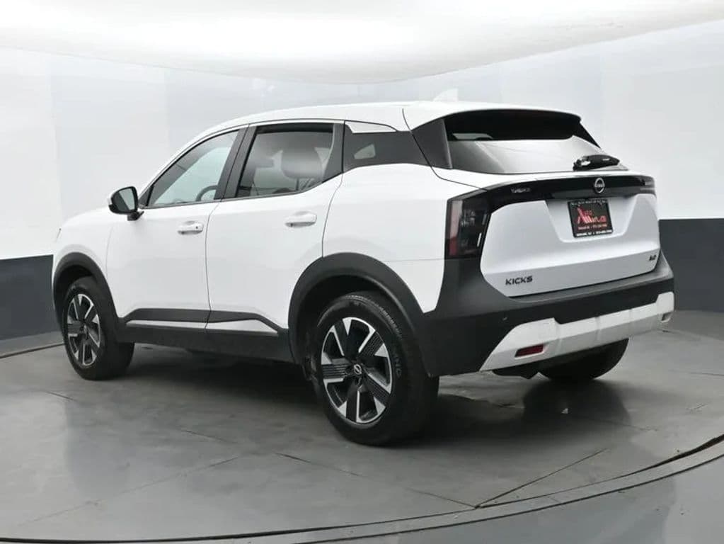 2025 Nissan Kicks 9