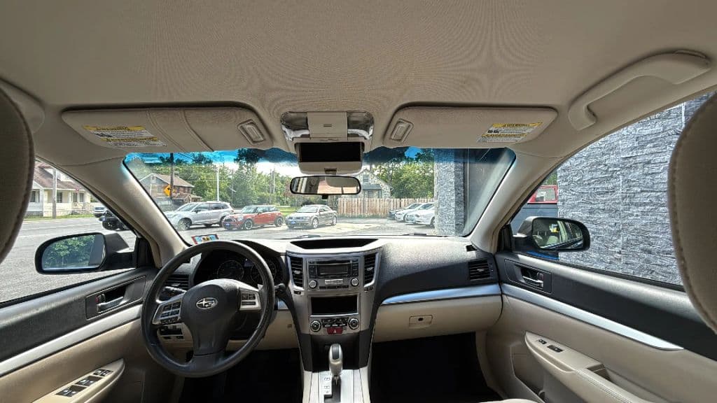 2014 Subaru Outback 11
