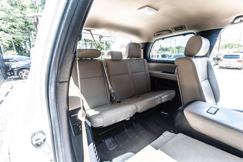 2014 Toyota Sequoia 82