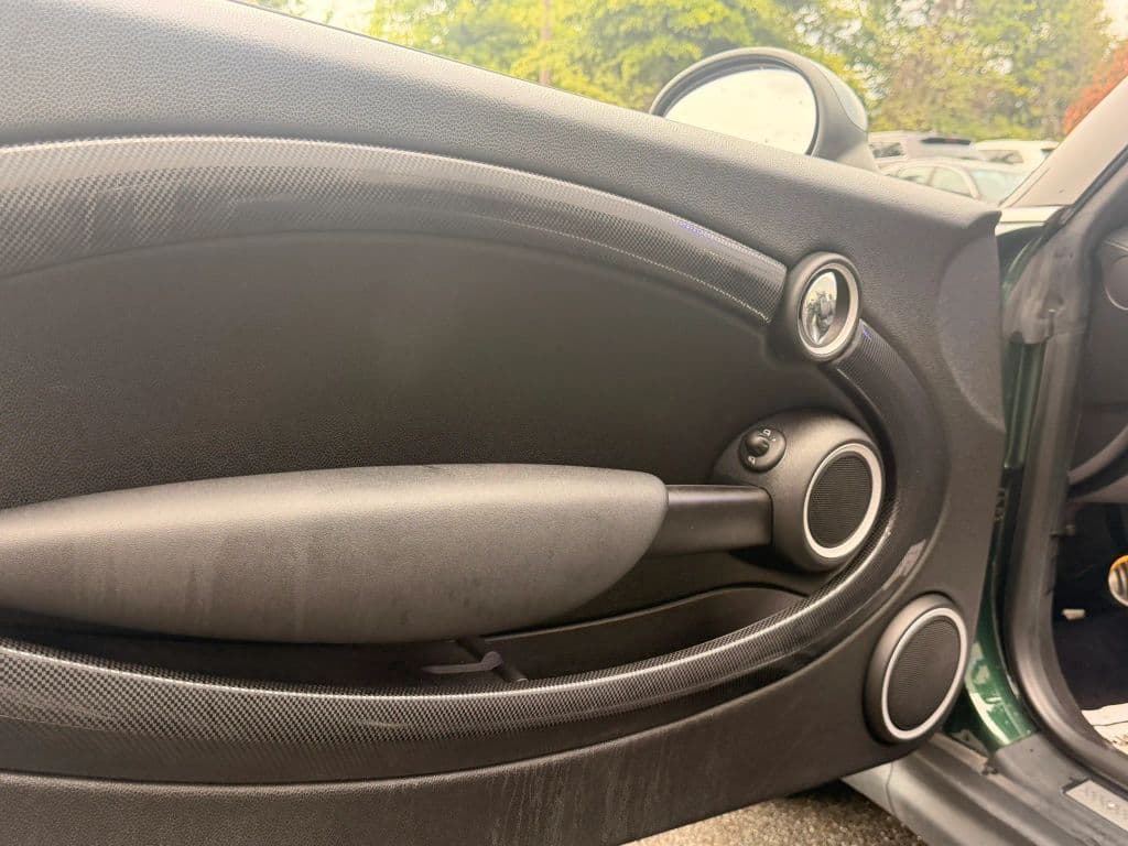 2015 MINI Cooper 19