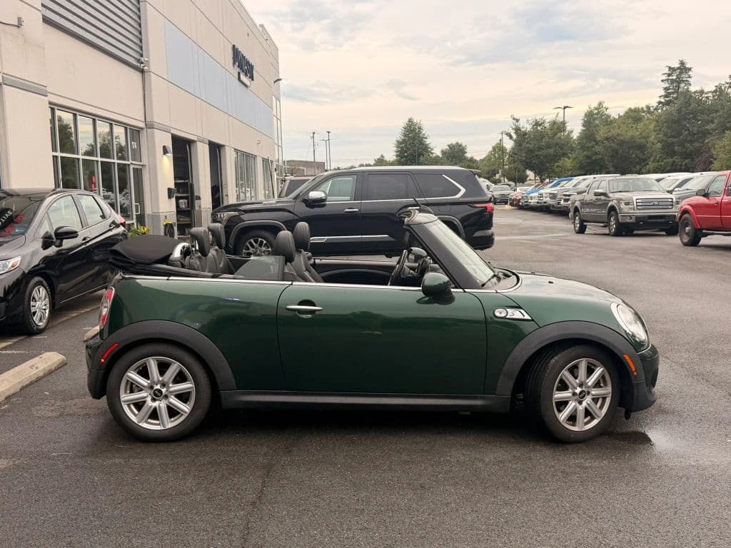 2015 MINI Cooper 8