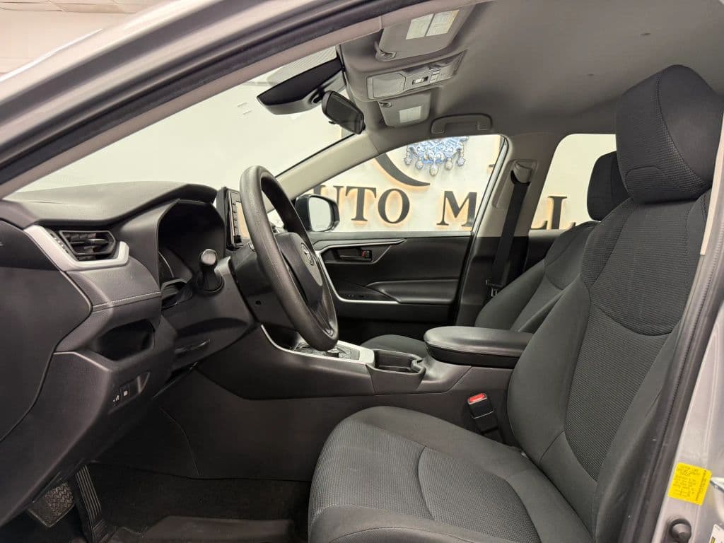 2021 Toyota RAV4 15