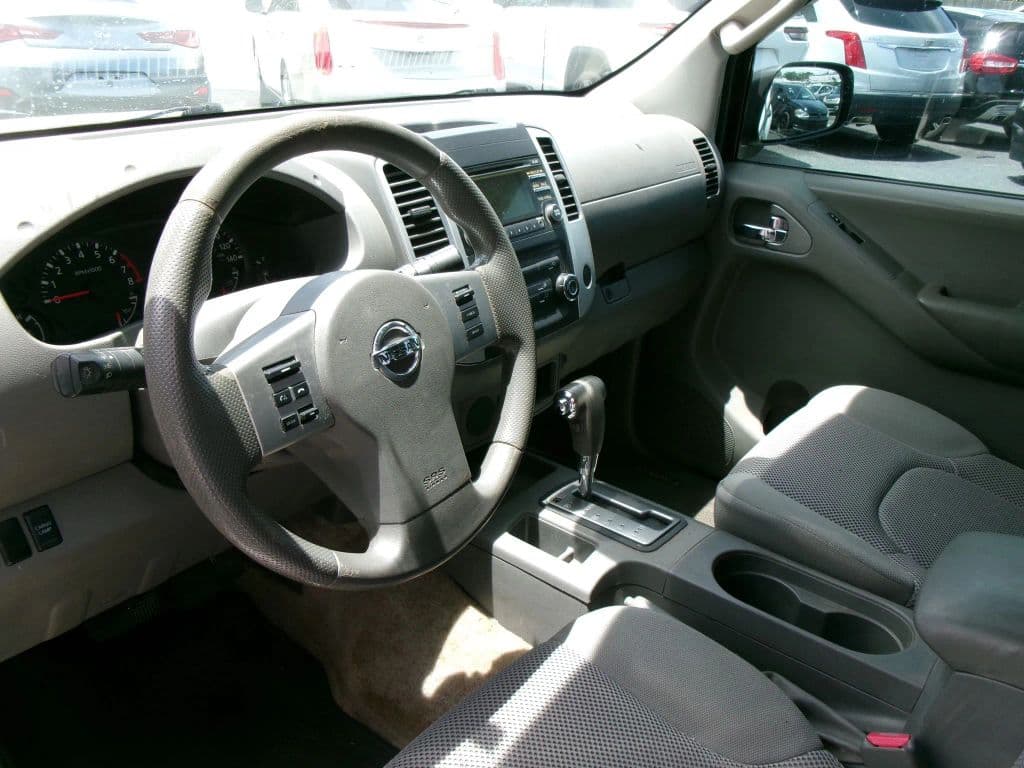 2014 Nissan Frontier 9