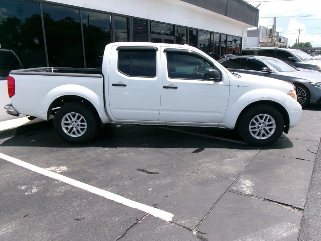 2014 Nissan Frontier 5